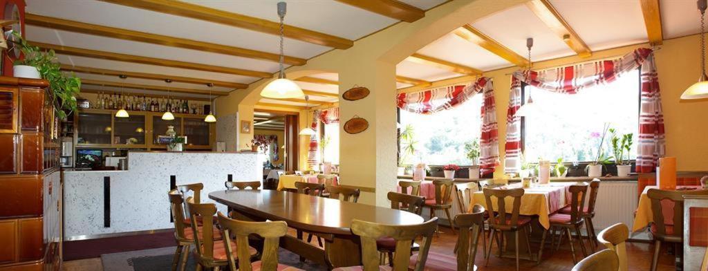 Wernersberg Gasthaus Trifelsblick מראה חיצוני תמונה